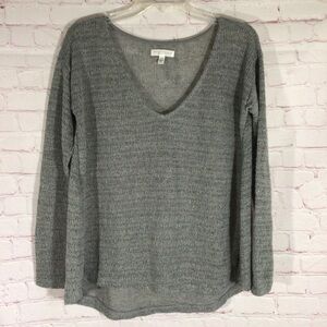 Aeropostale Gray Sparkle Long Sleeve V-Neck Sweater - Size Large
